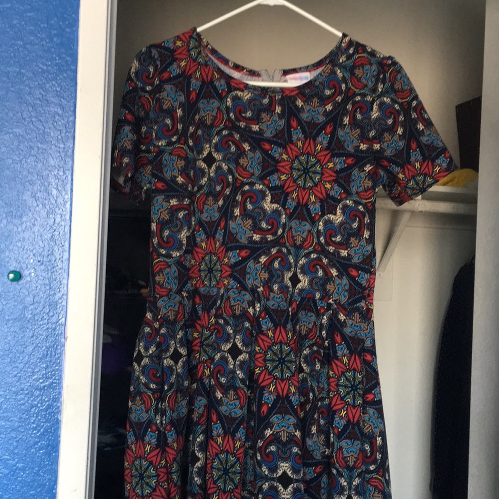 Lula roe AMELIA size L